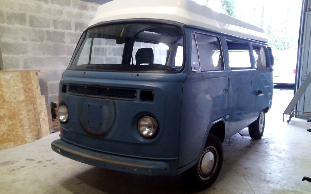 Préparation combi avant peinture – Vintage Camper Bordeaux