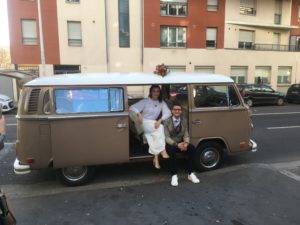 Mariage champêtre à Lyon en combi vw