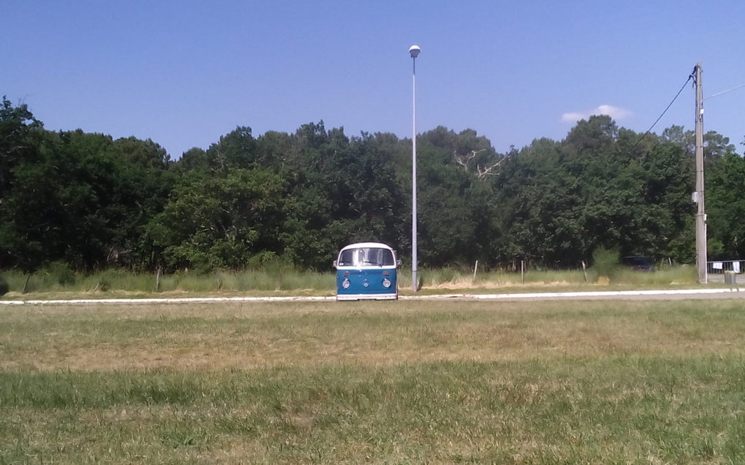 Location combi vw minibus – Vintage Camper Bordeaux