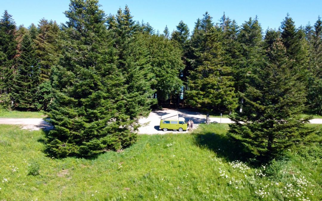 Road trip en amoureux – Vintage Camper Jura